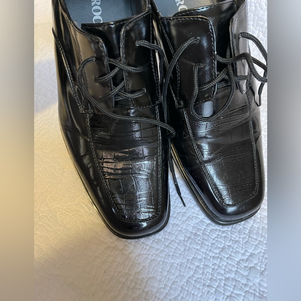 Rocus Mens Alligator imprint dress shoe size 10